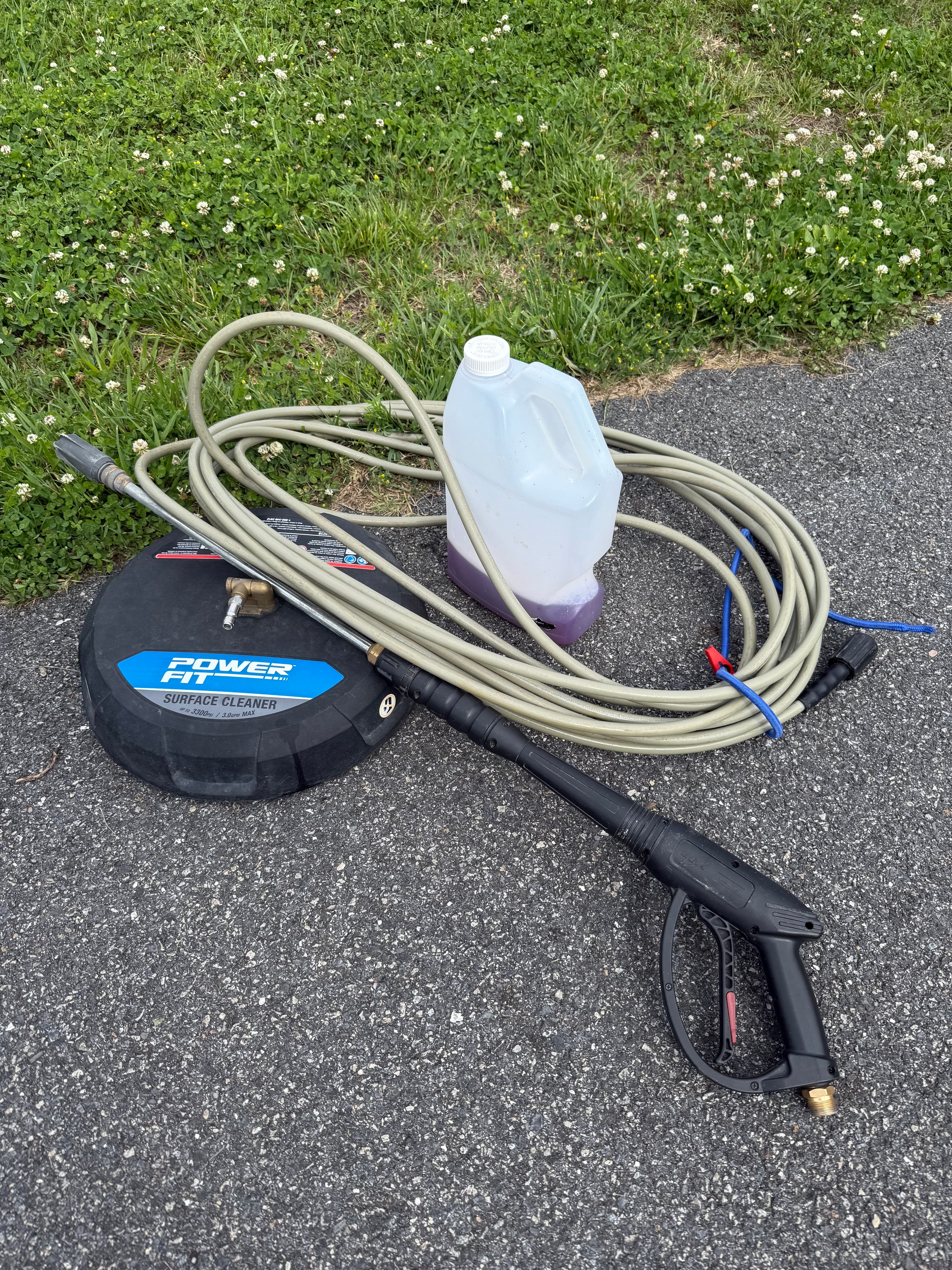 Trash Can Cleaning photo